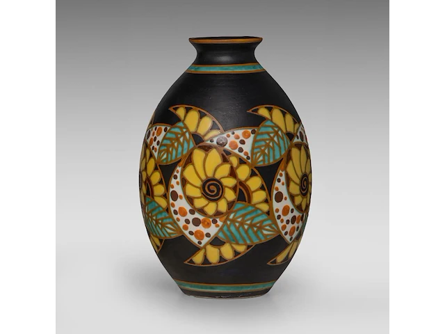 A rare charles catteau (1880-1966) art deco vase, polychrome floral design, ca 1927 30 cm. (11.81 in.) - afbeelding 4 van  7
