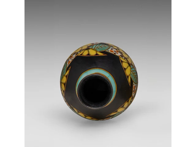 A rare charles catteau (1880-1966) art deco vase, polychrome floral design, ca 1927 - afbeelding 5 van  7