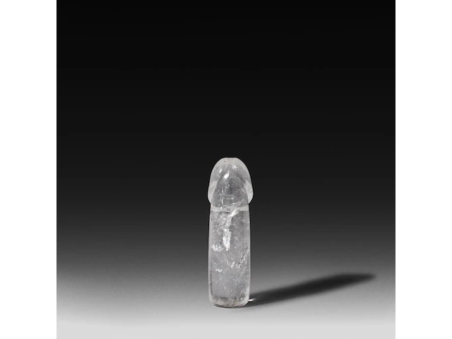 A rare himalayan carved rock crystal phallus, tibet, l 12 cm - afbeelding 4 van  5