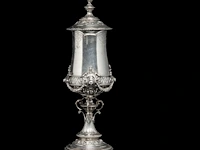 A renaissance revival german silver presentation cup and cover, 800/000, h 42 cm, total weight: 1091 g - afbeelding 5 van  7