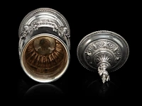 A renaissance revival german silver presentation cup and cover, 800/000, h 42 cm, total weight: 1091 g - afbeelding 6 van  7