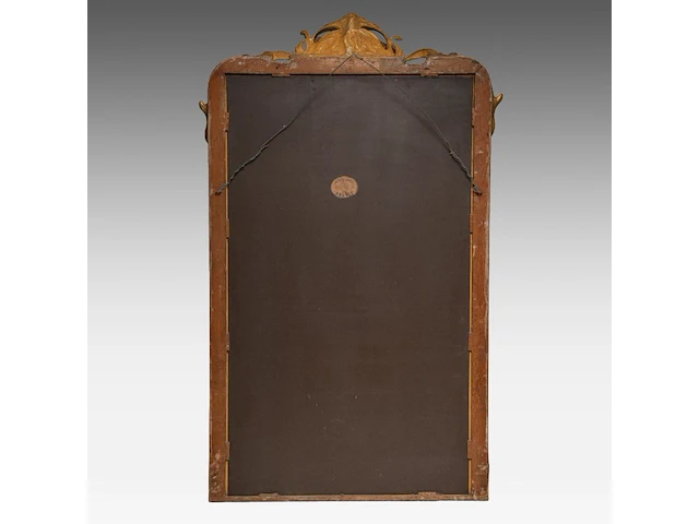 A richly gilt decorated rococo style wall mirror 190 x 116 cm. (74.79 x 45.67 in.) - afbeelding 2 van  4