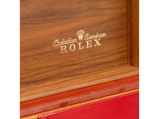 A rolex gmt-master, ref. 16758, 18ct yellow gold with brown dial and bezel - afbeelding 2 van  14