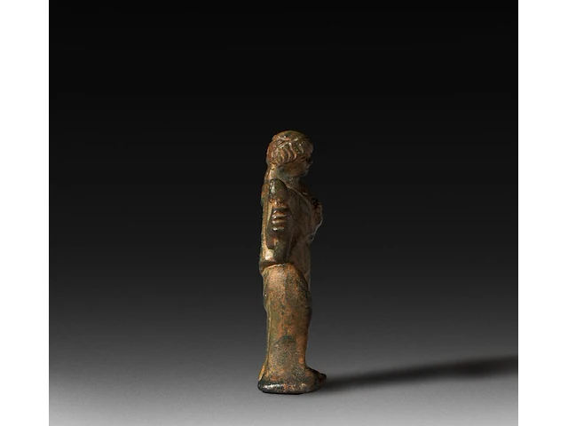 A roman fascinum bronze figure of astarte holding a phallus, syria, 1st century b.c. 7.5 cm. (2.95 in.) - afbeelding 2 van  4