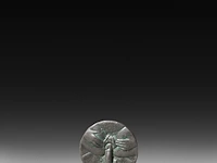 A satirical belgian lead coin of king leopold ii, with an explicit coitus scene on the verso, late 19thc - afbeelding 2 van  4