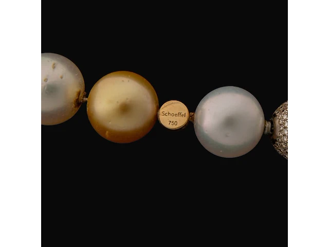 A schoeffel tahiti pearl necklace with an 18ct white gold pearl-shaped ball, l 84 cm (+) - afbeelding 3 van  8