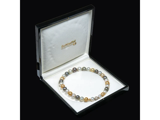 A schoeffel tahiti pearl necklace with an 18ct white gold pearl-shaped ball, l 84 cm (+) - afbeelding 6 van  8