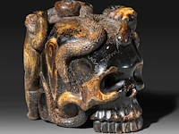 A sculpted japanese okimono of a skull with frogs, a snake and a snail, meiji period (1868-1912), signed, h 6,5 cm - w 7 cm - afbeelding 3 van  9
