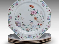 A series of five chinese famille rose 'geese in a garden' octagonal plates, 18thc, ø 29 cm