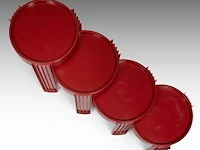 A set of 4 italian space age red plastic marema occasional tables, designed by gianfranco frattini for cassina 38 x 44 cm. (14.96 x 17.32 in.) - afbeelding 3 van  7