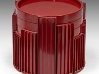 A set of 4 italian space age red plastic marema occasional tables, designed by gianfranco frattini for cassina 38 x 44 cm. (14.96 x 17.32 in.) - afbeelding 5 van  7