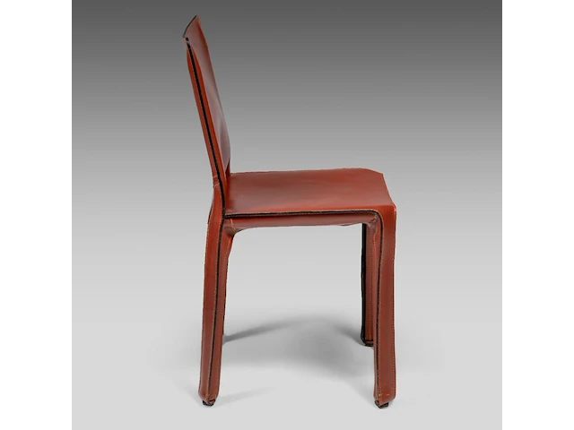A set of 4 leather cab chairs by mario bellini for cassina 83 x 45 x 48 cm. (32.67 x 17.71 x 18.89 in.) - afbeelding 8 van  11