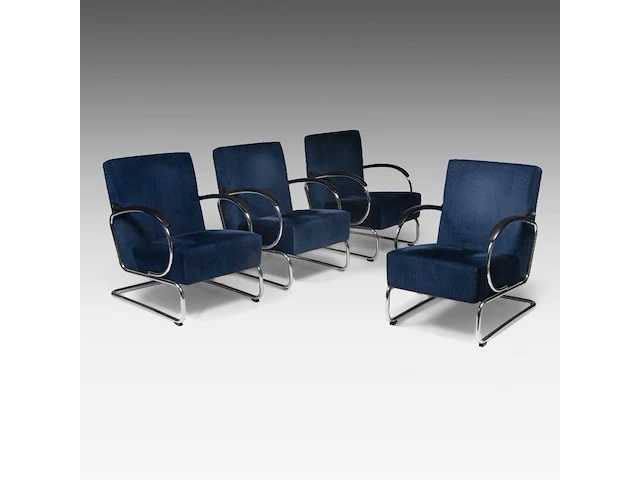 A set of four 407 armchairs and a matching circular coffee table, designed by willem hendrik gispen by dutch originals the chair: 83 x 59 x 82 cm. (32.67 x 23.23 x 32.28 in.), the table 47 x 90 cm. (18 1/2 x 35.42 in.) - afbeelding 8 van  14