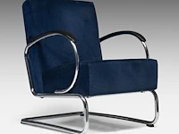A set of four 407 armchairs and a matching circular coffee table, designed by willem hendrik gispen by dutch originals the chair: 83 x 59 x 82 cm. (32.67 x 23.23 x 32.28 in.), the table 47 x 90 cm. (18 1/2 x 35.42 in.) - afbeelding 9 van  14