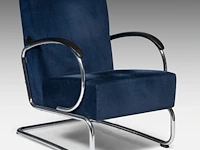 A set of four 407 armchairs and a matching circular coffee table, designed by willem hendrik gispen by dutch originals the chair: 83 x 59 x 82 cm. (32.67 x 23.23 x 32.28 in.), the table 47 x 90 cm. (18 1/2 x 35.42 in.) - afbeelding 10 van  14