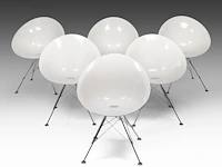 A set of six ero isi chairs by philippe starck for kartell 81 x 49 x 50 cm. (31.89 x 19.28 x 19.67 in.) - afbeelding 3 van  10