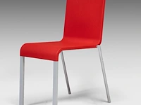 A set of six red .03 stacking chairs by maarten van severen for vitra 79 x 43 x 49 cm. (31.10 x 16.92 x 19.28 in.) - afbeelding 2 van  9