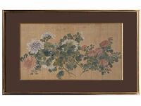 A set of three chinese paintings, 'chrysanthemum', colour on silk, all signed, framed 58 x 93,5 cm (2) / 58 x 116,5 cm (1) - afbeelding 10 van  10