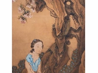 A set of two chinese paintings, 'beauties on a terrace', signed, late qing (early 20thc), framed 153 x 53 cm (one frame) - afbeelding 5 van  15