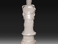 A tall chinese blanc-de-chine standing guanyin, marked wu mu sen, 20thc, total h 97,5 cm - afbeelding 6 van  11