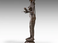A tall indian bronze figure of lakshmi, early 20thc, h 101,5 cm - afbeelding 3 van  8