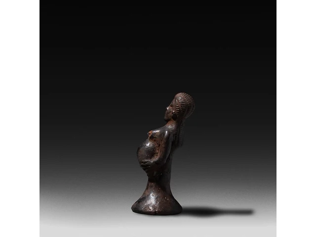 A terracotta jewish falash mura culture figure of a pregnant woman, ethiopia 12.5 cm. (4.91 in.) - afbeelding 2 van  4