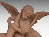 A terracotta mantle clock with amor and psyche, signed roberto aurilli 48 x 70 cm. (18.89 x 27.55 in.), with wooden base 59 x 75 cm. (23.23 x 29.53 in.) - afbeelding 8 van  10