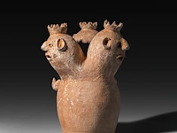 A terracotta three-headed nana densu legba torso figure, fon people, benin, 35 cm. (13.77 in.) - afbeelding 4 van  6
