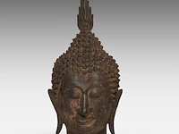 A thai bronze head of buddha, sukhothai style, h 25,7 cm