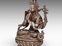 A tibetan silver figure of avalokitesvara, 19thc, h 8 cm - weight about 225 g - afbeelding 2 van  9