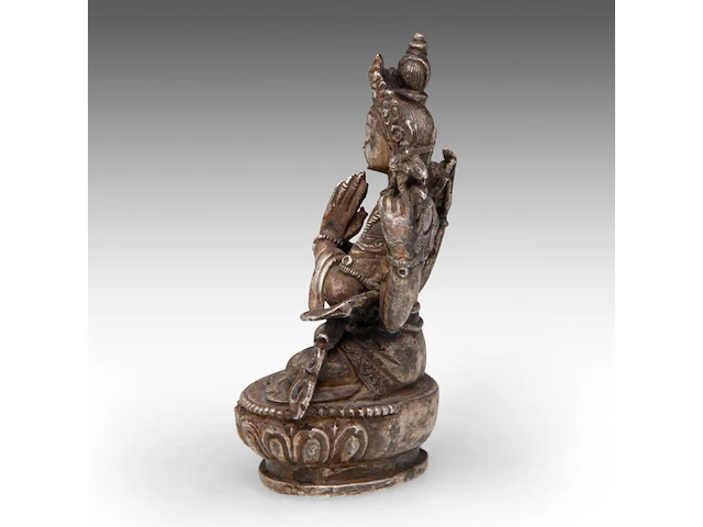 A tibetan silver figure of avalokitesvara, 19thc, h 8 cm - weight about 225 g - afbeelding 3 van  9