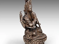 A tibetan silver figure of avalokitesvara, 19thc, h 8 cm - weight about 225 g - afbeelding 5 van  9