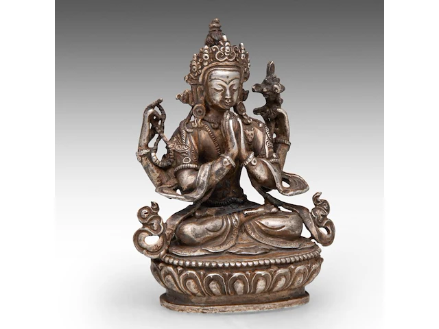 A tibetan silver figure of avalokitesvara, 19thc, h 8 cm - weight about 225 g - afbeelding 6 van  9