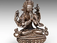 A tibetan silver figure of avalokitesvara, 19thc, h 8 cm - weight about 225 g - afbeelding 6 van  9