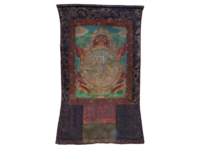 A tibetan thangka, 'yama and the wheel of life (bhavacakra)', 19thc, framed 85 x 132 cm - afbeelding 1 van  5