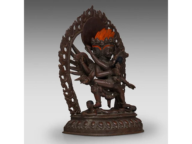 A tibetan/himalayan bronze figure of vajrakilaya and diptichakra, 19thc, h 20 cm - weight about 1778g - afbeelding 7 van  9