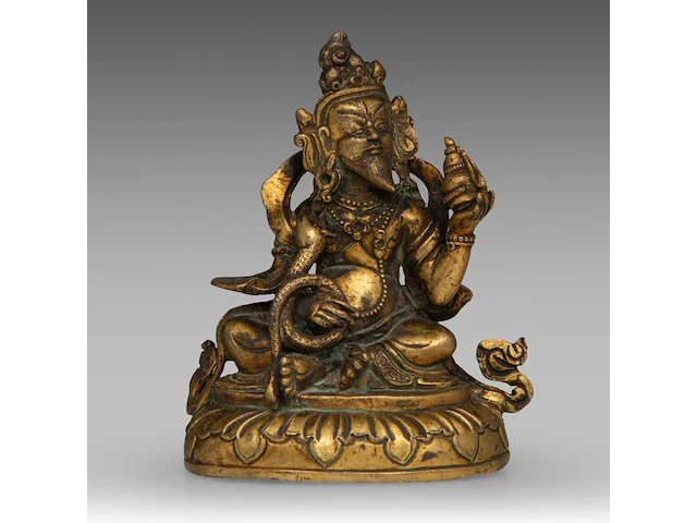 A tibetan/himalayan gilt bronze figure of virupaksha, 18thc/19thc, h 11,5 cm - weight about 543 g - afbeelding 1 van  8
