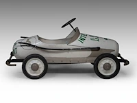 A torck 'koersmodel' pedal car for 'interlait', 1957-1960, parc-école verviers - 1960 71 x 150 x 77 cm. (27.94 x 59.04 x 30.30 in.) - afbeelding 5 van  7