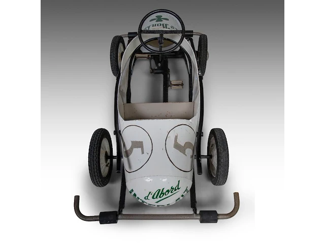 A torck 'koersmodel' pedal car for 'interlait', 1957-1960, parc-école verviers - 1960 71 x 150 x 77 cm. (27.94 x 59.04 x 30.30 in.) - afbeelding 7 van  7