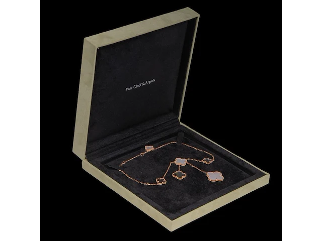 A van cleef & arpels 18ct rose-gold 'magic alhambra' necklace, signed vca and numbered, l 41 cm, weight 20,4g - afbeelding 5 van  6