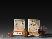 A various and interesting collection of chinese phallic items h 10 - w 7,5 cm (the porcelain) - afbeelding 2 van  9
