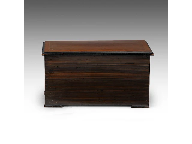 A victorian musical animation box with butterfly strikers, ca. 1900 30 x 57 x 34.5 cm. (11.81 x 22.44 x 13.58 in.) - afbeelding 6 van  7
