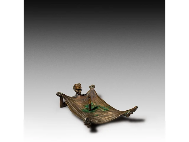 A vienna bronze candlestick of a satyr using his penis as a candleholder, ca. 1900, w 16,5 cm - afbeelding 1 van  4