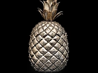 A vintage '60s silver-plated pineapple cooler by mauro manetti for lega peltro, firenze 25.5 cm. (10.03 in.) - afbeelding 2 van  7
