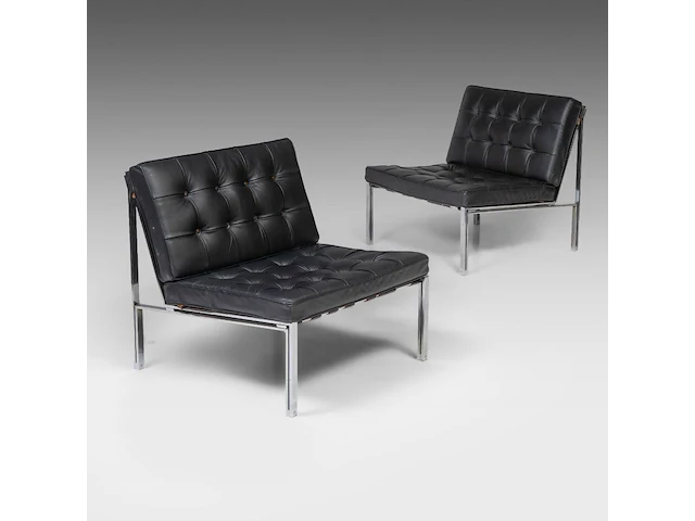 A vintage pair of kt221 black leather lounge chairs by kurt thut for teo jakob 67 x 70 x 75 cm. (26.37 x 27.55 x 29.53 in.) - afbeelding 1 van  14