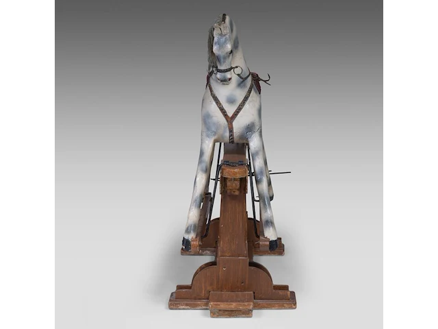 A vintage polychrome wooden carousel horse, h 115 - w 140 cm - afbeelding 4 van  8