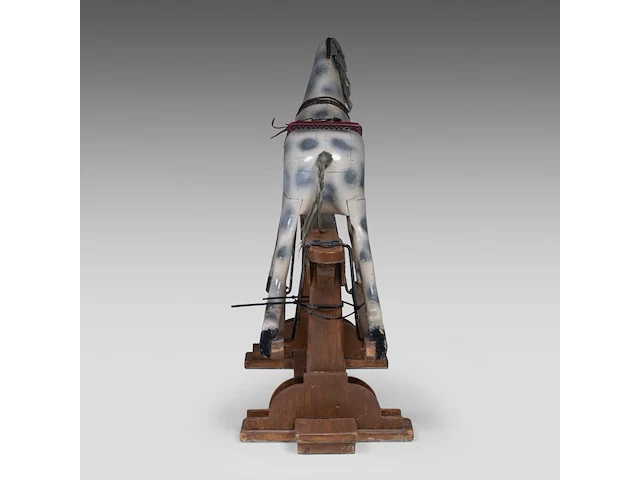 A vintage polychrome wooden carousel horse, h 115 - w 140 cm - afbeelding 6 van  8