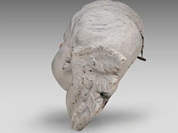 A white painted carved walnut fragment of two angels, 17thc 20 x 52 cm. (7.87 x 20.46 in.) - afbeelding 3 van  6