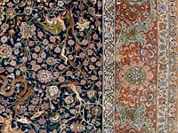 A woollen oriental persian rug decorated with various animals 380 x 301 cm. (149.61 x 118 1/2 in.) - afbeelding 8 van  10