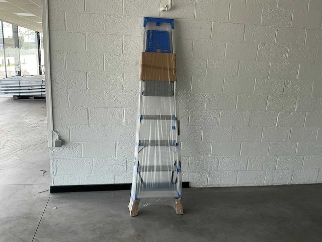 A015-105 trapladder - afbeelding 2 van  10